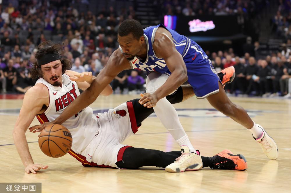 阿斯：瓜迪奥拉已经与维尔茨交流，球员已不可能与药厂续约.